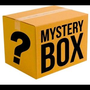 There will be 5 mystery bracelets and bracelet kits